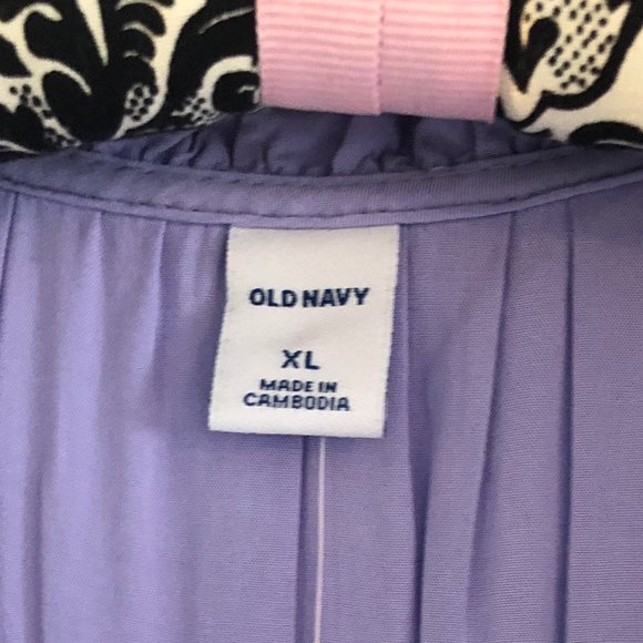 Dainty Dress - Picture 2 of 3